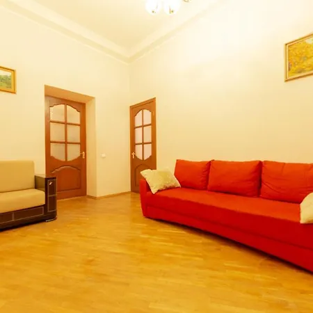 Apartment On The Street. Streletskaya, 7/6
